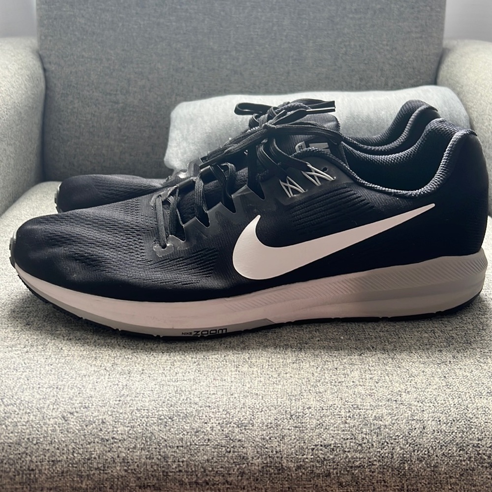 Men’s Nike Air Zoom Structure 21 “Black” size 15